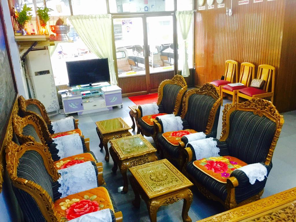 Everest Hotel Γιανγκόν Εξωτερικό φωτογραφία