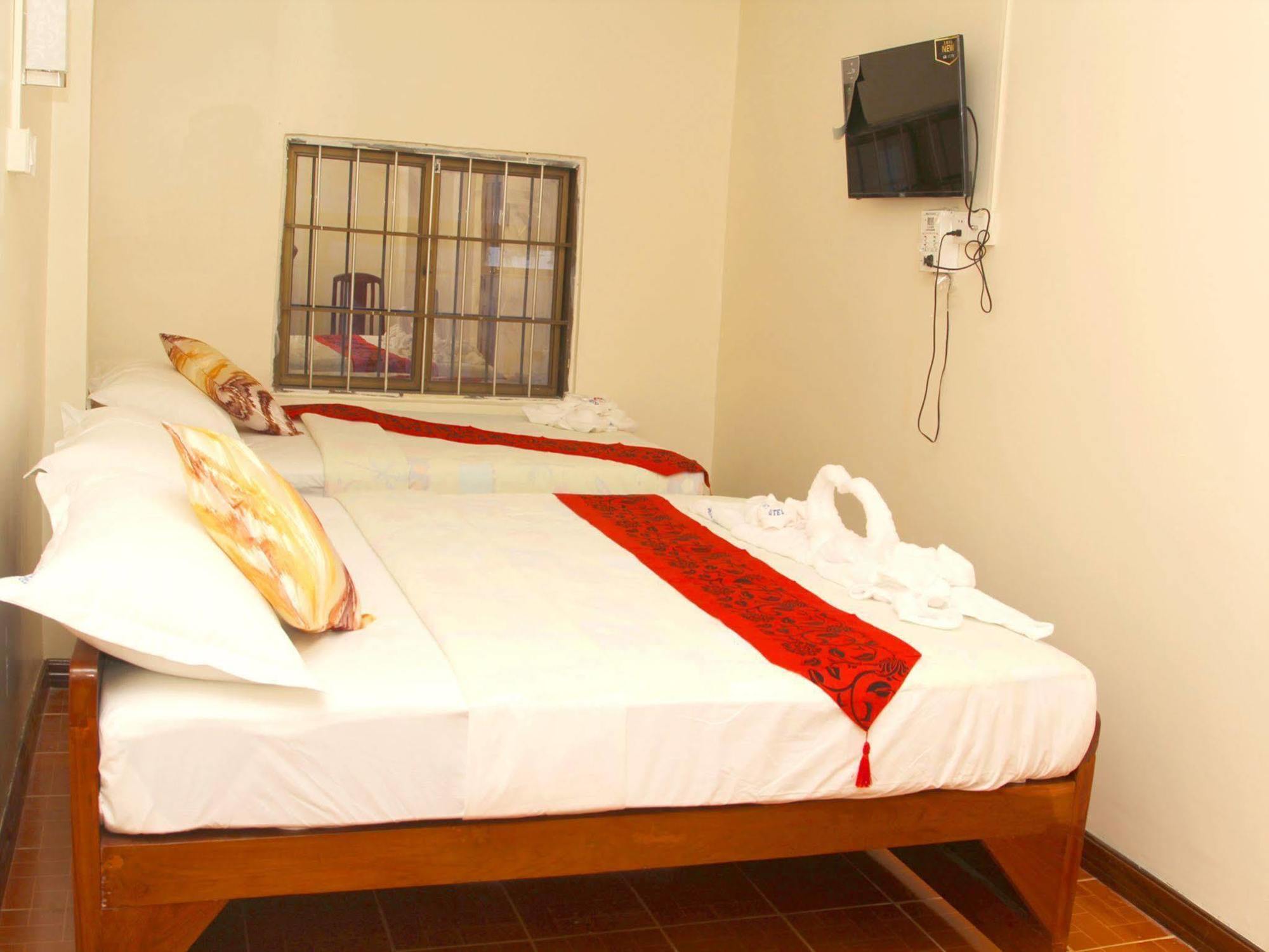 Everest Hotel Γιανγκόν Εξωτερικό φωτογραφία